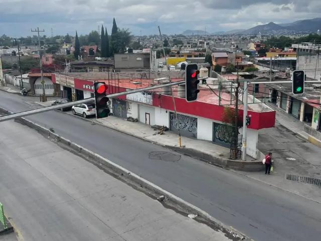 INMUEBLE COMERCIAL EN VENTA SOBRE CARRETERA MEXICO PACHUCA