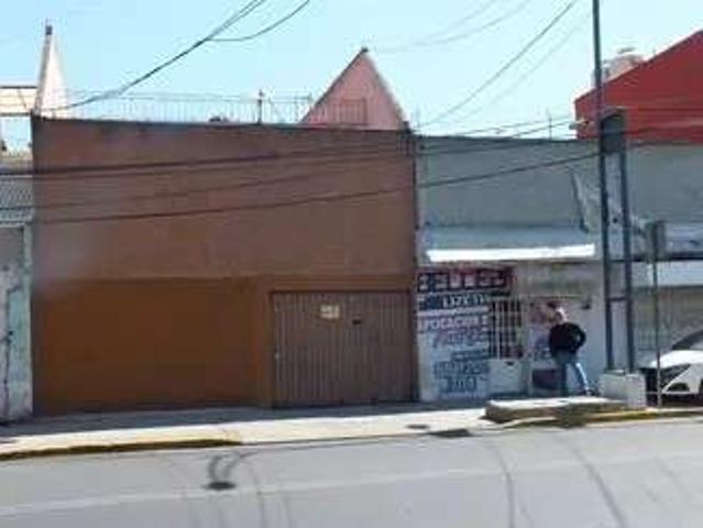 Inmueble con gran capacidad de almacenamiento