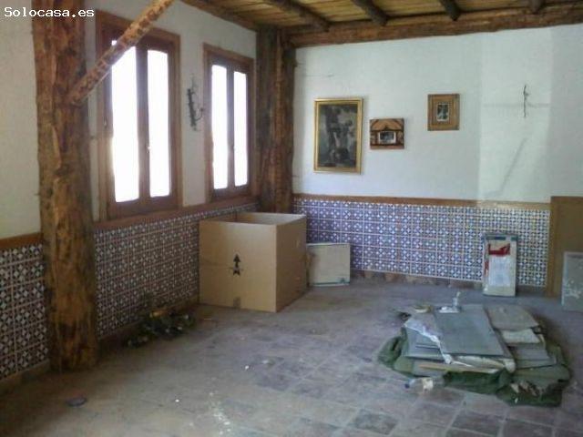 INMUEBLE SINGULAR EN NAVAFRIA