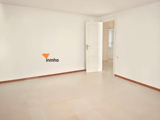 INMHO TE OFRECE EN EXCLUSIVA PISO DE 172 M2 EN RONDA DE CAPUCHINOS – AMPLIO, LUMINOSO Y CON UBICACIÓN PRIVILEGIADA
