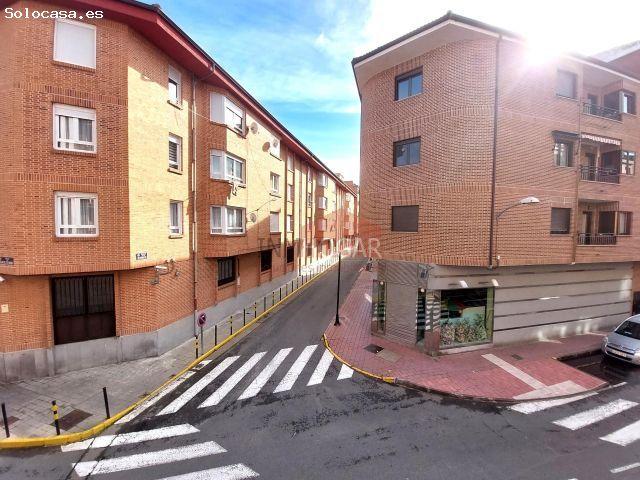 INMHOGAR ARÉVALO VENDE AMPLIA VIVIENDA EN EL CENTRO
