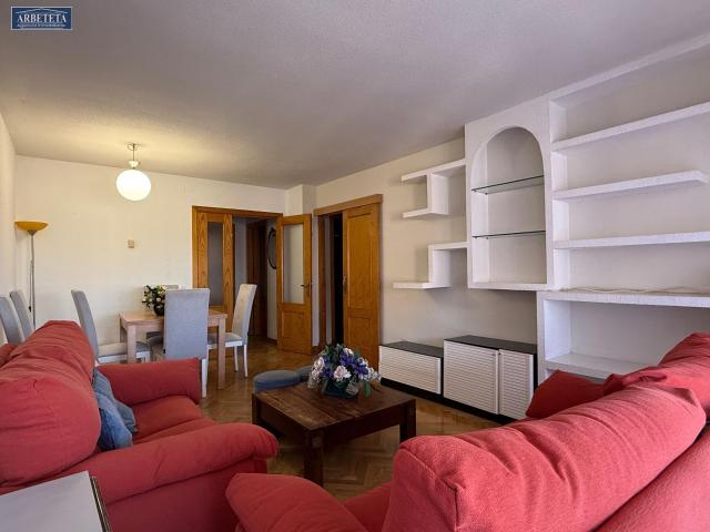 INMOBILIARIA ARBETETA ALQUILA PISO DE 4 HABITACIONES EN ZONA AVENIDA DE CASTILLA.GUADALAJARA
