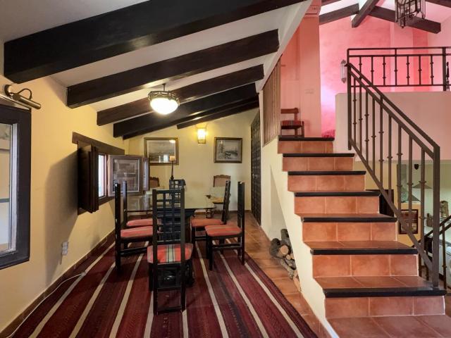 INMOBILIARIA ARBETETA VENDE CASA DE PUEBLO DE TRES DORMITORIOS EN PASTRANA
