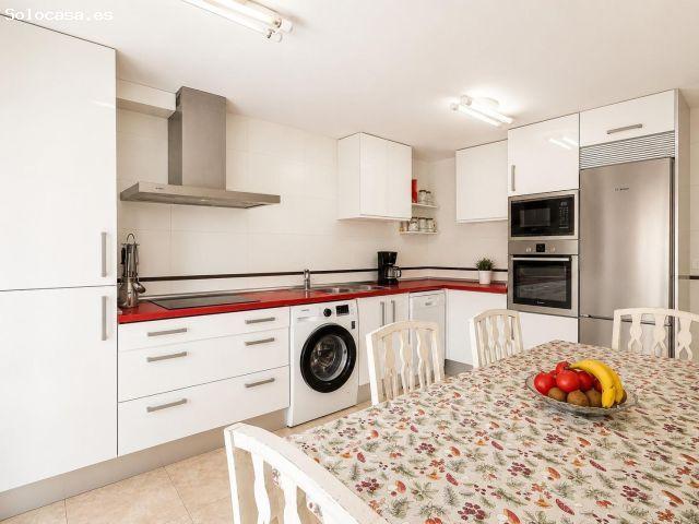 INMOBILIARIA ARBETETA VENDE EXCLUSIVO CHALET EN ZONA CLARA CAMPOAMOR, GUADALAJARA