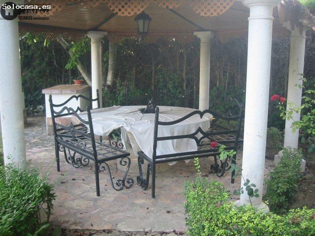 INMOBILIARIA TEJARES VENDE CHALET DE LUJO EN AGUASOL