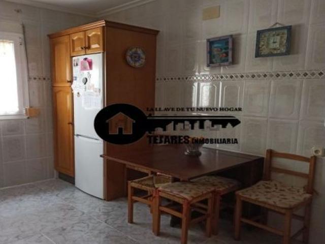 Inmobiliaria Tejares vende estupenda parcela urbana en Miralcampo