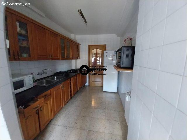 INMOBILIARIA TEJARES ALQUILA SOLO PARA ESTUDIANTES ESTUPENDO PISO EN LA AVENIDA DE ESPAÑA