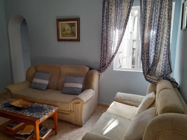 Inmobiliarias Unicasa vende este magnifico chalet en la zona de Suárez