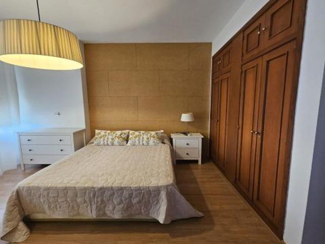 INMOHOUSE ALQUILA APARTAMENTO EN LA PLAZA DEL ALTOZANO CON GARAJE