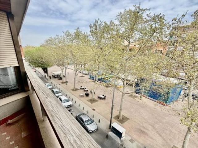Inmohouse pone en venta exclusiva y amplia vivienda en zona Feria