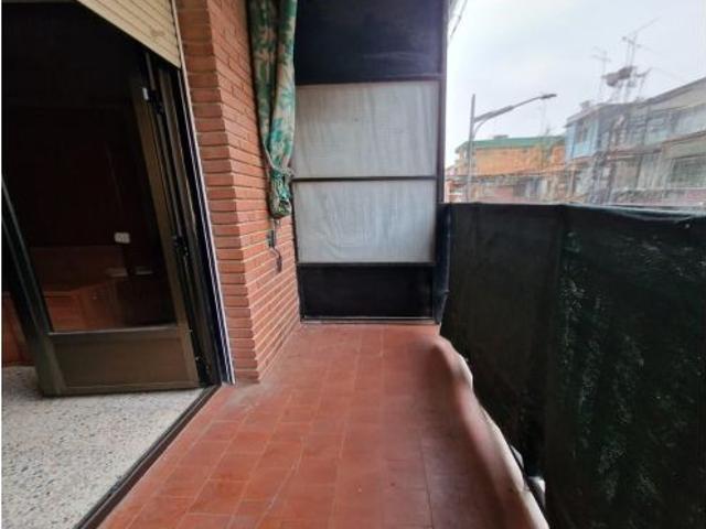 INMOHOUSE VENDE PISO IDEAL PARA INVERSORES