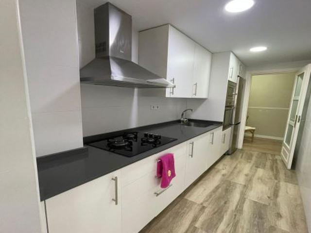 Inmorennta presenta piso reformado de 3 Habitaciones en Fuenlabrada