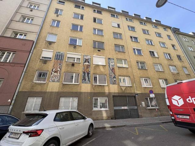 Innenhoflage Charmante 2 Zimmer Wohnung mit Potential Nahe Donaukanal