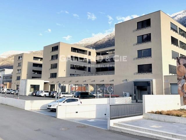 Innenparkplatz im Untergeschoss Garage
