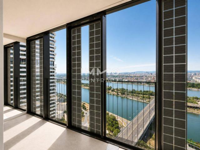 Innenstadt und Donau Blick: 32. Etage DC2 Tower U1 Donauinsel