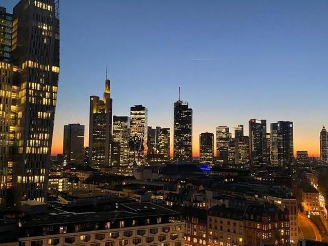 Innenstadt 8054438, luxus pure with stunning Skyline view!