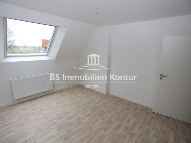 Innenstadtlage mit Wasserblick – 2024 top renoviert! Komfortable 2,5 ZKB Wohnung Innenstadtlage!