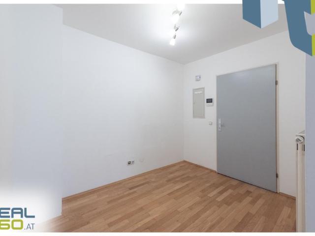 Innenstadtpenthouse mit 160 m² Dachterrasse und optionalem TG Platz!