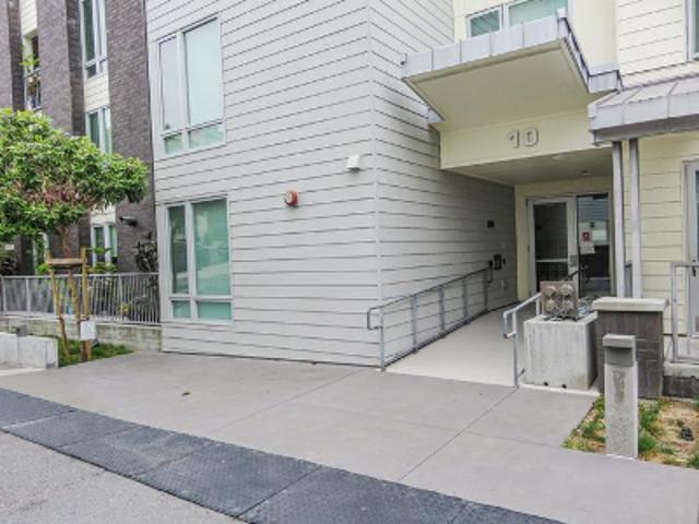 Innes Ct #307 307