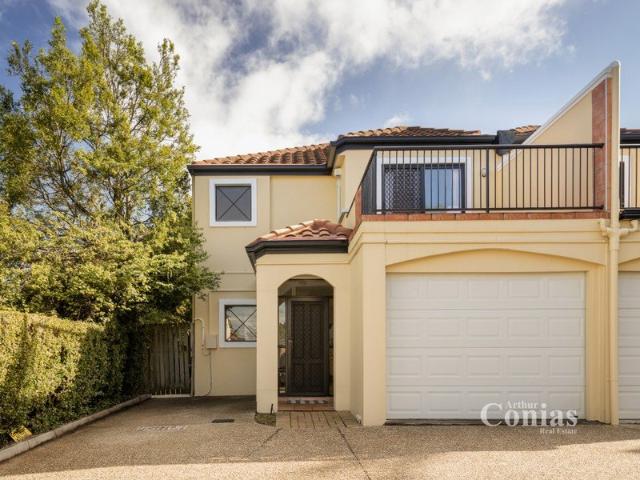 Inner West Living with Space to Breathe