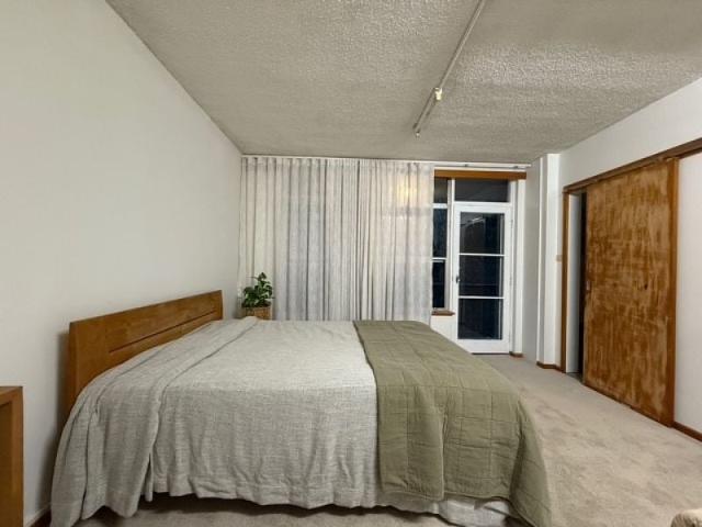 INNER CITY DOUBLE STUDIO ROOM