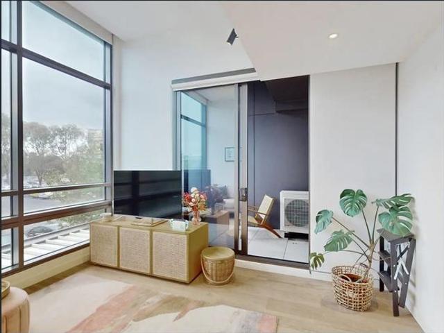 INNER CITY LUXURY LIVING