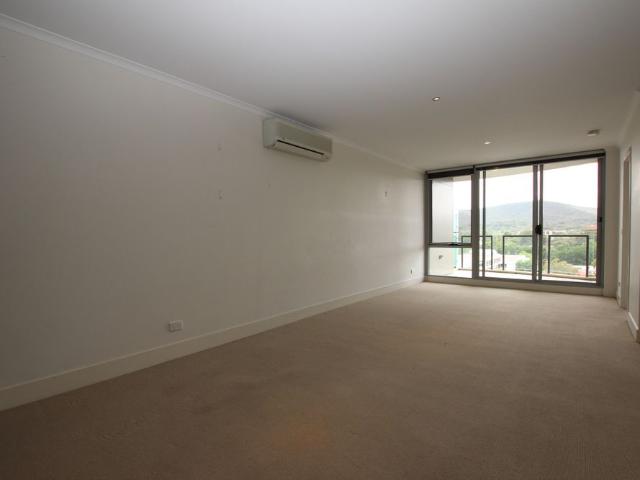 Inner City Living with views to Black Mountain