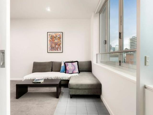 Inner City Living in Melbourne’s Premier Sporting Precinct