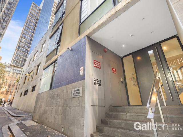 INNER CITY PAD IN PRIME LOCATION!