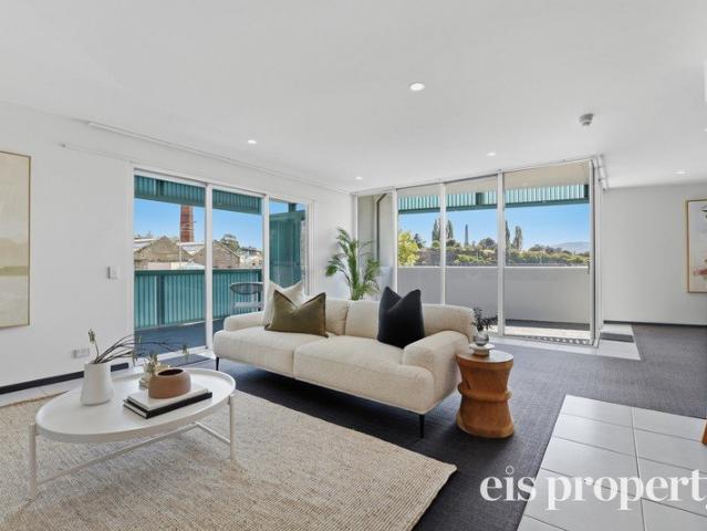 Inner City Three Bedroom Luxury Apartment