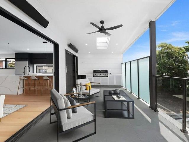 Inner City Living Packed With Features and a Location to Match!