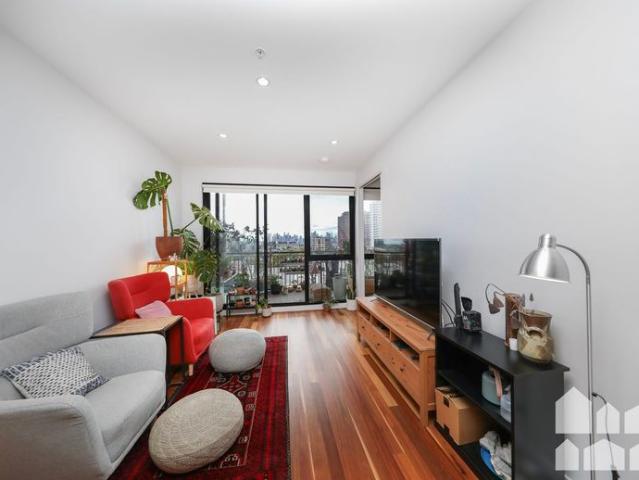 Inner Footscray Apartment, City Views