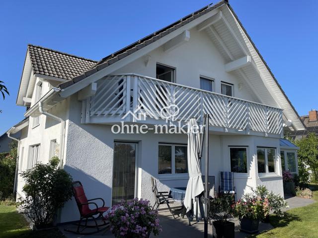 Innovatives Architektenhaus mit Weitblick  großzügiges Raumangebot  moderne Energieversorgung