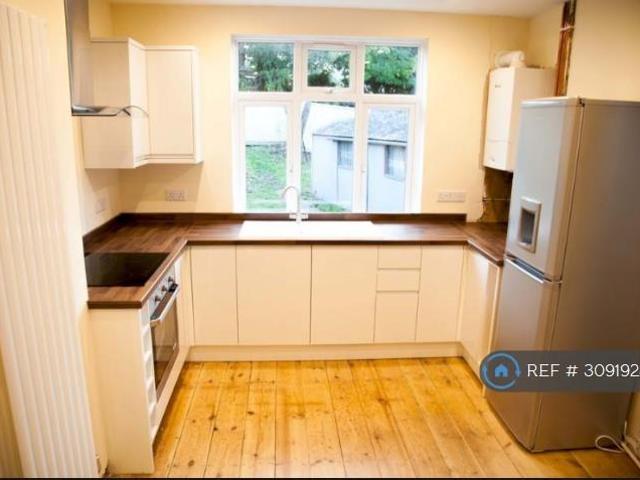 Innox Road, Bath, BA2 4 bed detached house to rent £3,600 pcm £831 pw