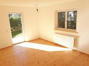 Apartment for rent in 6070 - Garten, Keller