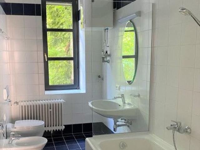 Innsbruck Wilten Traum Altbauwohnung 4 Zimmer in Bestlage ab September Oktober 2026 nicht WG geeignet
