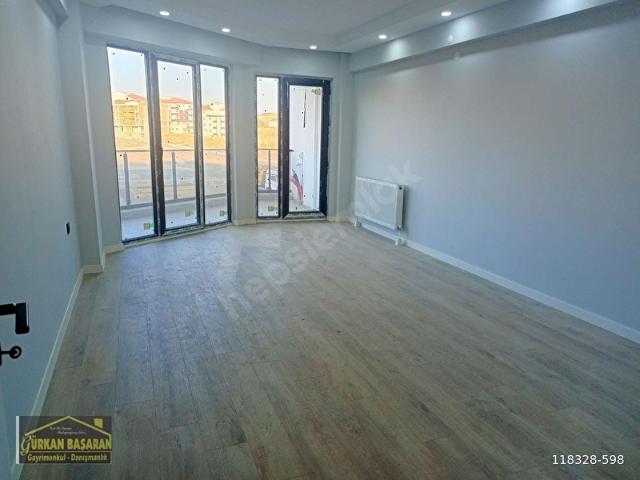 ÇINARLI MAH SATILIK ARABA TAKASINA UYGUN 2.KAT SIFIR 2+1 DAİRE
