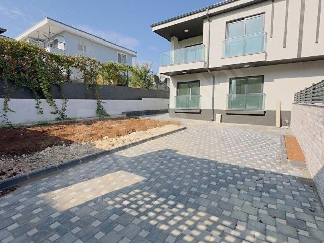 ÇINARLIDA MİGROS CİVARI İSKANLI 4+1 275M2 DUBLEX SATILIK VİLLA