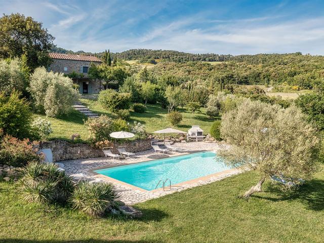 Incantevole Villa di campagna 4 camere da letto, giardino ma. 200m² Montecatini Val di Cecina