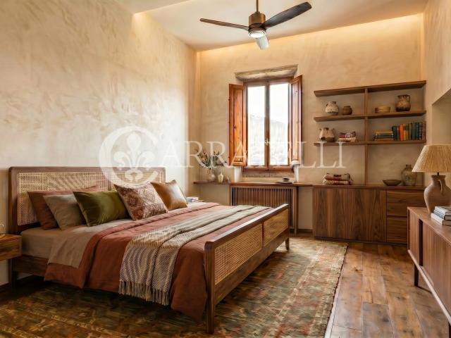 Incantevole attico con garage in Palazzo Storico, l' apparta. 290m² Montepulciano