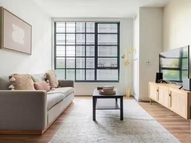 Incanto, 770 Maine Ave Southwest, Southwest Waterfront 1 Bed.