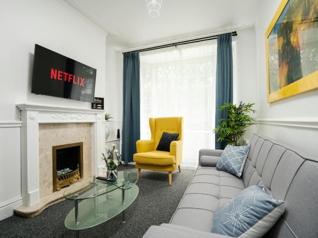 Ince Avenue, Liverpool, L4 7UT, United Kingdom | 3 bed apartment for rent #160141584 | Rentberry
