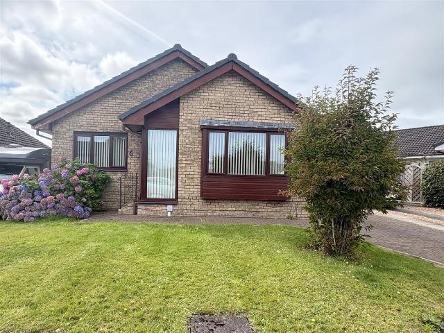 Inchbrakie Gardens, Crieff PH7, 2 bed bungalow to rent, £800 pcm | PrimeLocation