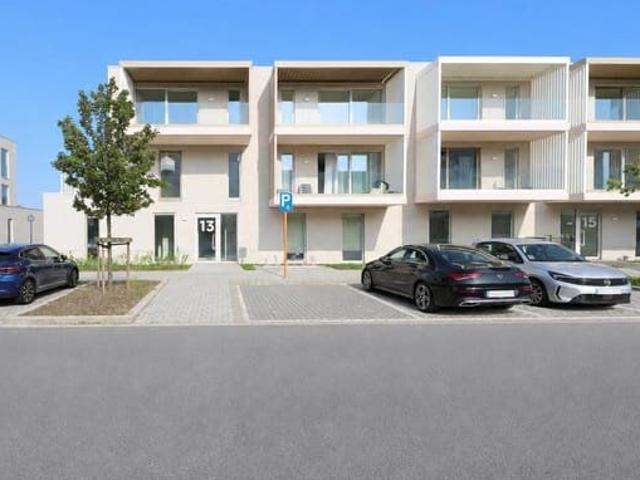 Inclusief garage en kelder