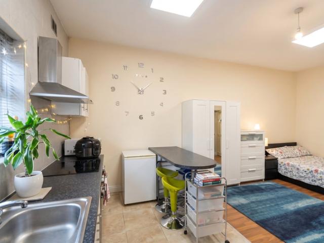 “Inclusive electric and water bills” Studio in N19