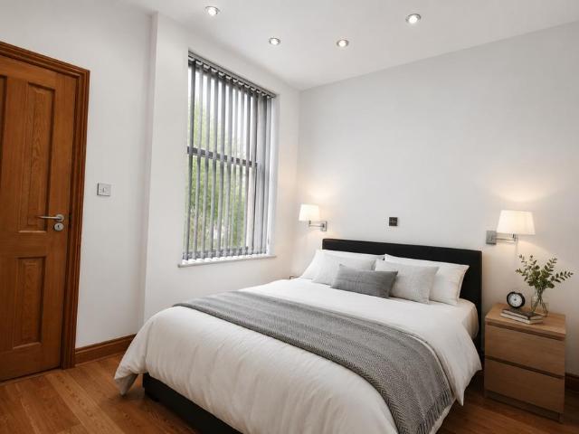 INCLUSIVE OF ALL BILLS & COMMUNAL. 1 bed house of multiple occupation to rent £575 pcm £133 pw