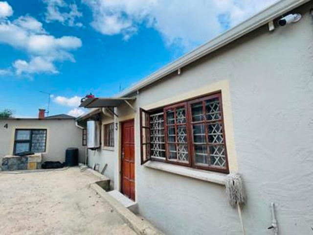 income generating 5 unit investment.