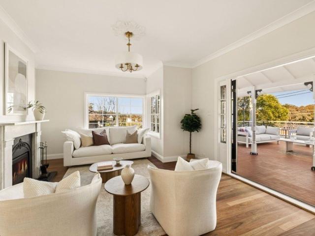 Incomparable Family Home with Spacious, Council Approved Granny Flat