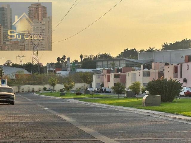 Incre?ble casa con 4 recamaras en Emiliano Zapata