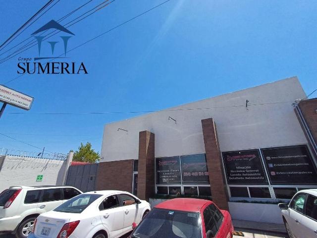 Incre?ble bodega con amplios espacios